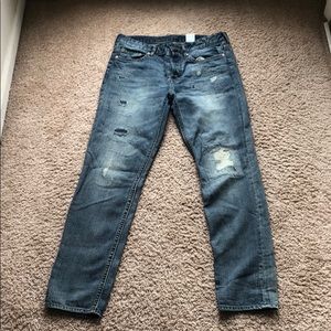 Distressed Boyfriend Jean